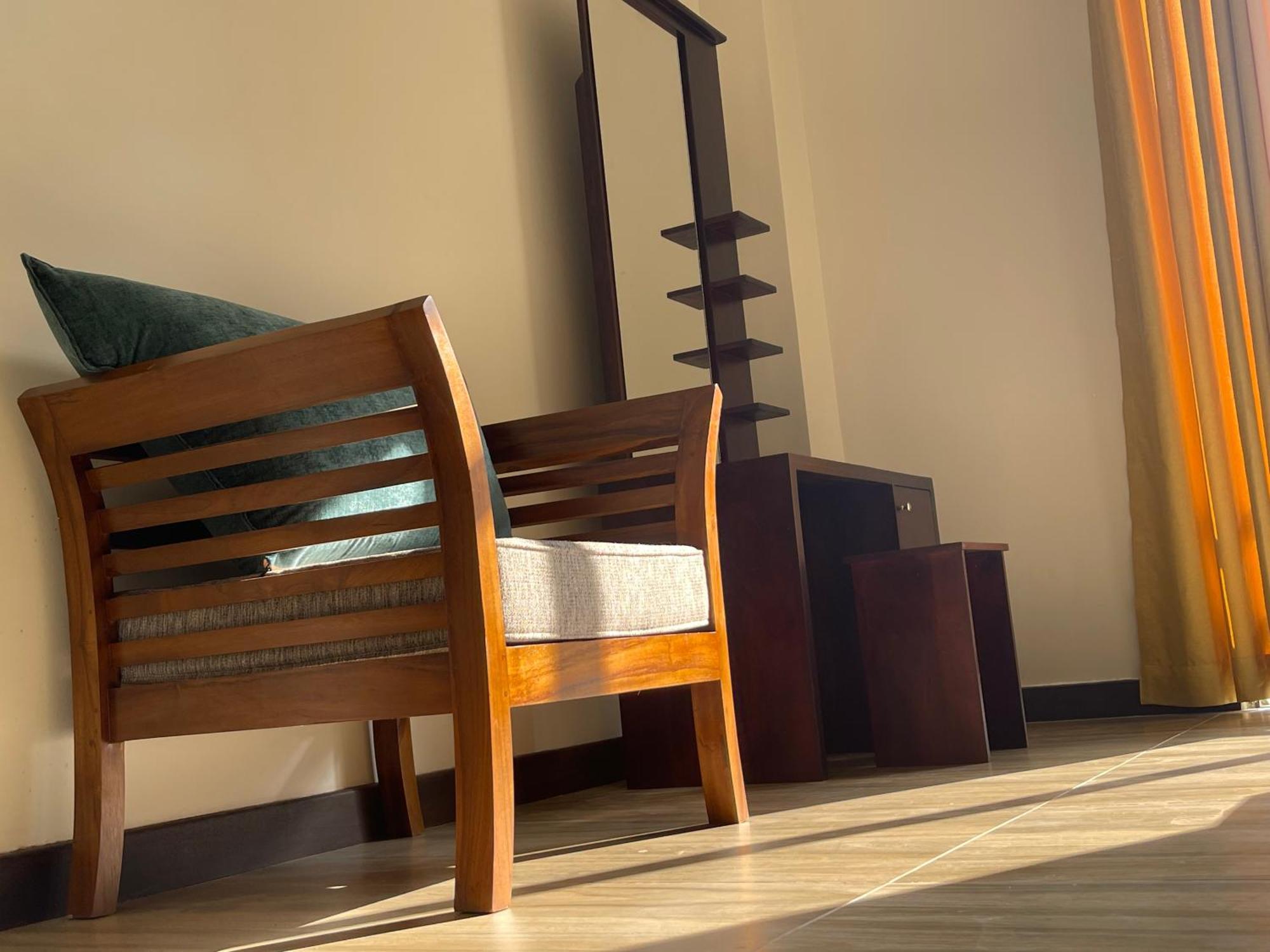 Lush Breeze Hotel Kandy Bagian luar foto