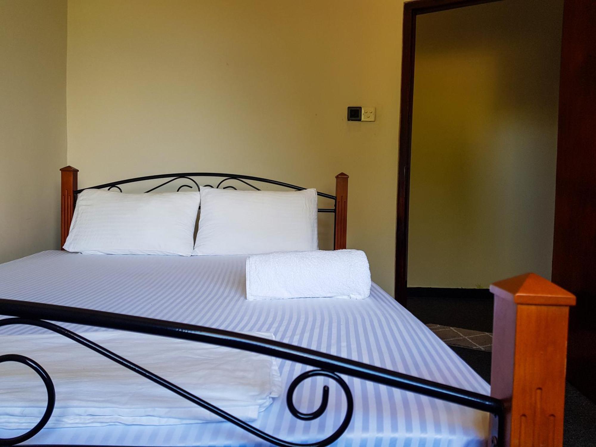 Lush Breeze Hotel Kandy Ruang foto